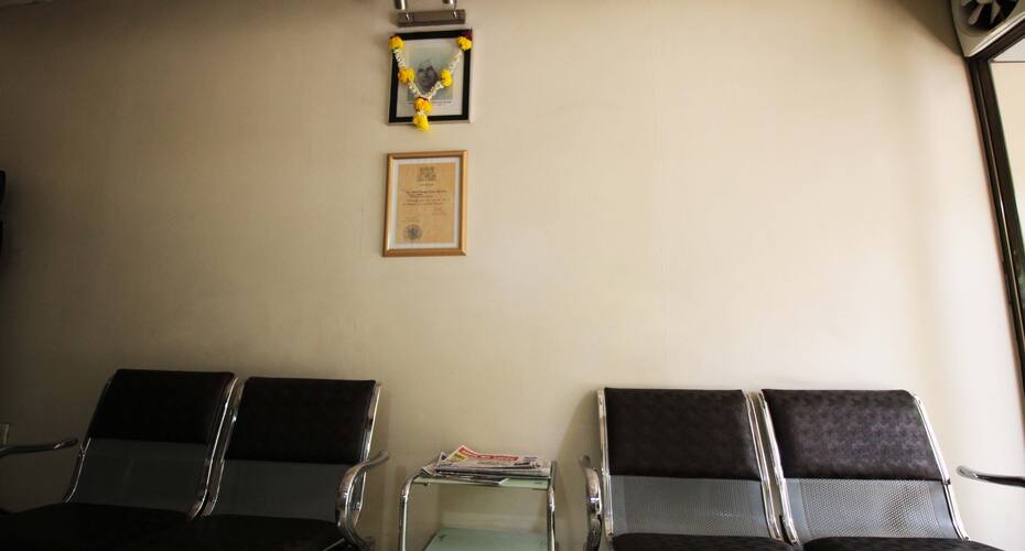 Mayur Deluxe Hotel, Pune 4